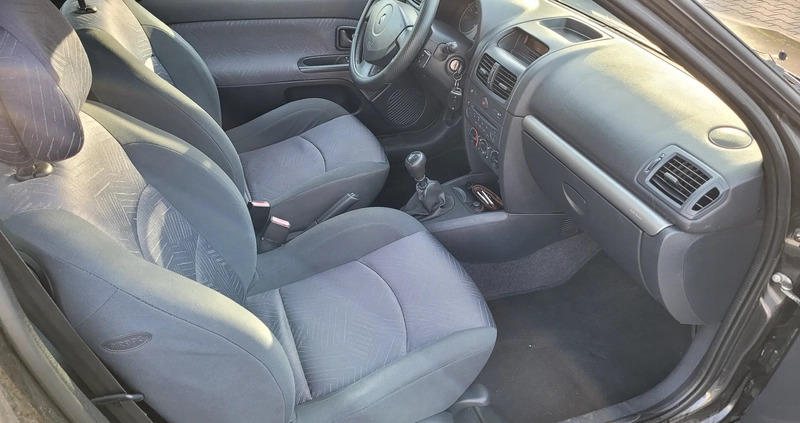 Renault Clio cena 6700 przebieg: 152864, rok produkcji 2001 z Gliwice małe 277